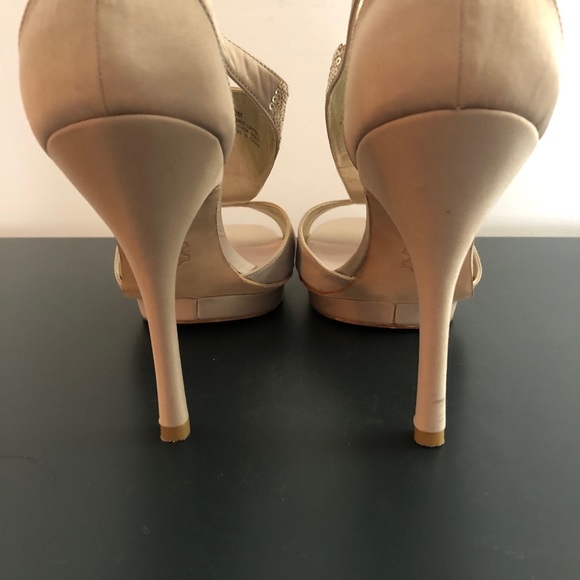 Glint | Gillian Satin Platform Sandals - Picture 12 of 13